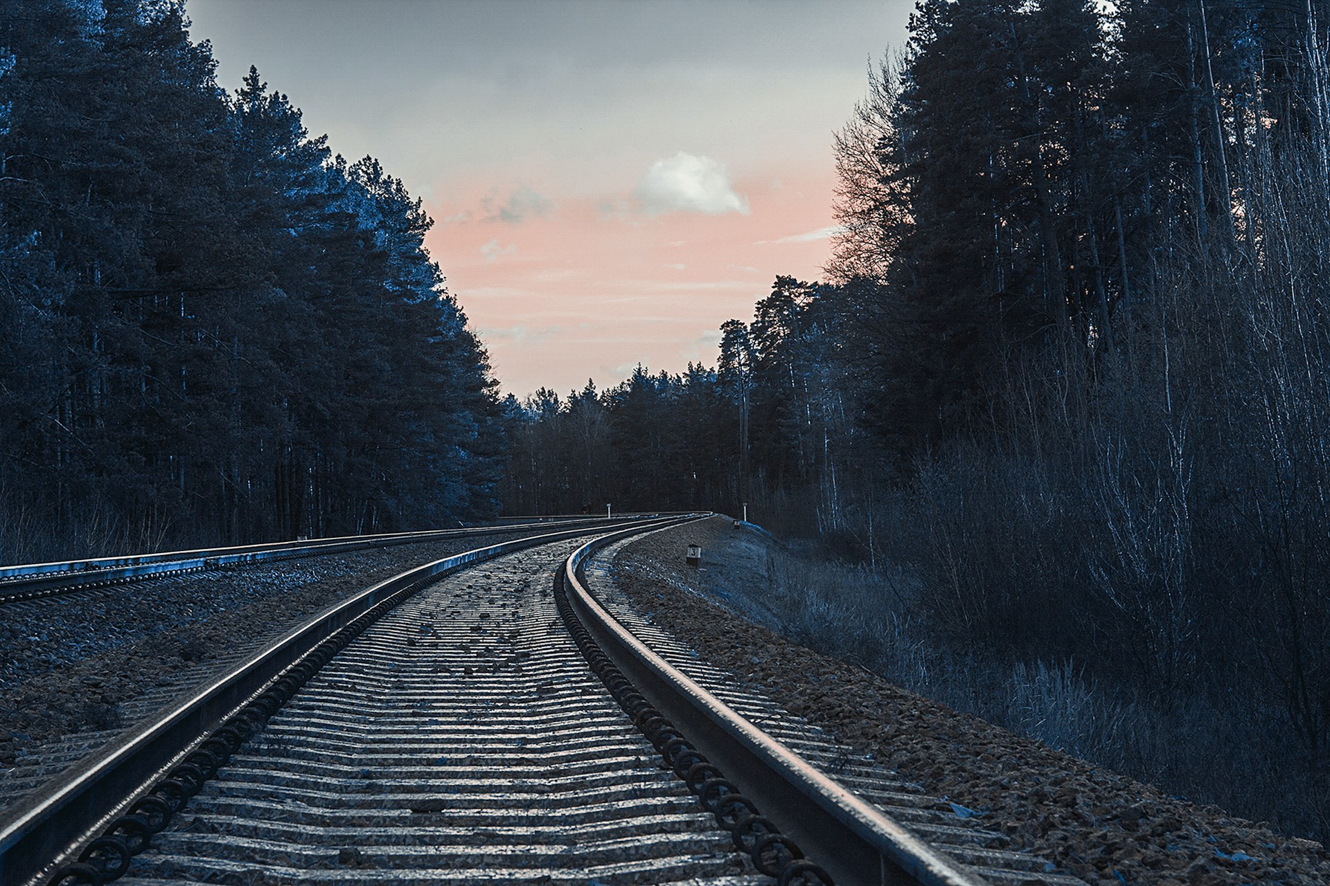 Kraków rozwija kolej: więcej pociągów, nowe połączenia i rosnąca potrzeba nowego dworca w obliczu dynamicznych zmian.